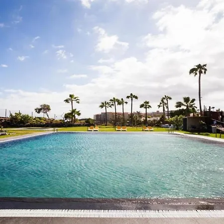 San Miguel Wonderful 2 Bedroom Communal Heated Pool Villa San Miguel de Abona