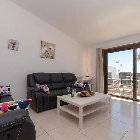 Villa San Miguel Wonderful 2 Bedroom Communal Heated Pool
