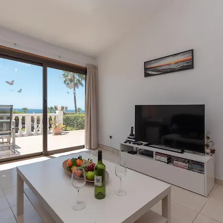 Villa San Miguel Wonderful 2 Bedroom Communal Heated Pool *
