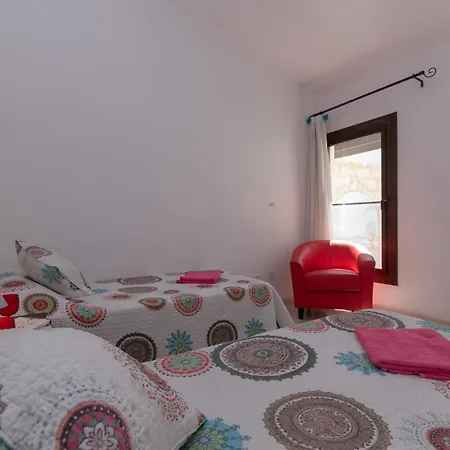 Villa San Miguel Wonderful 2 Bedroom Communal Heated Pool